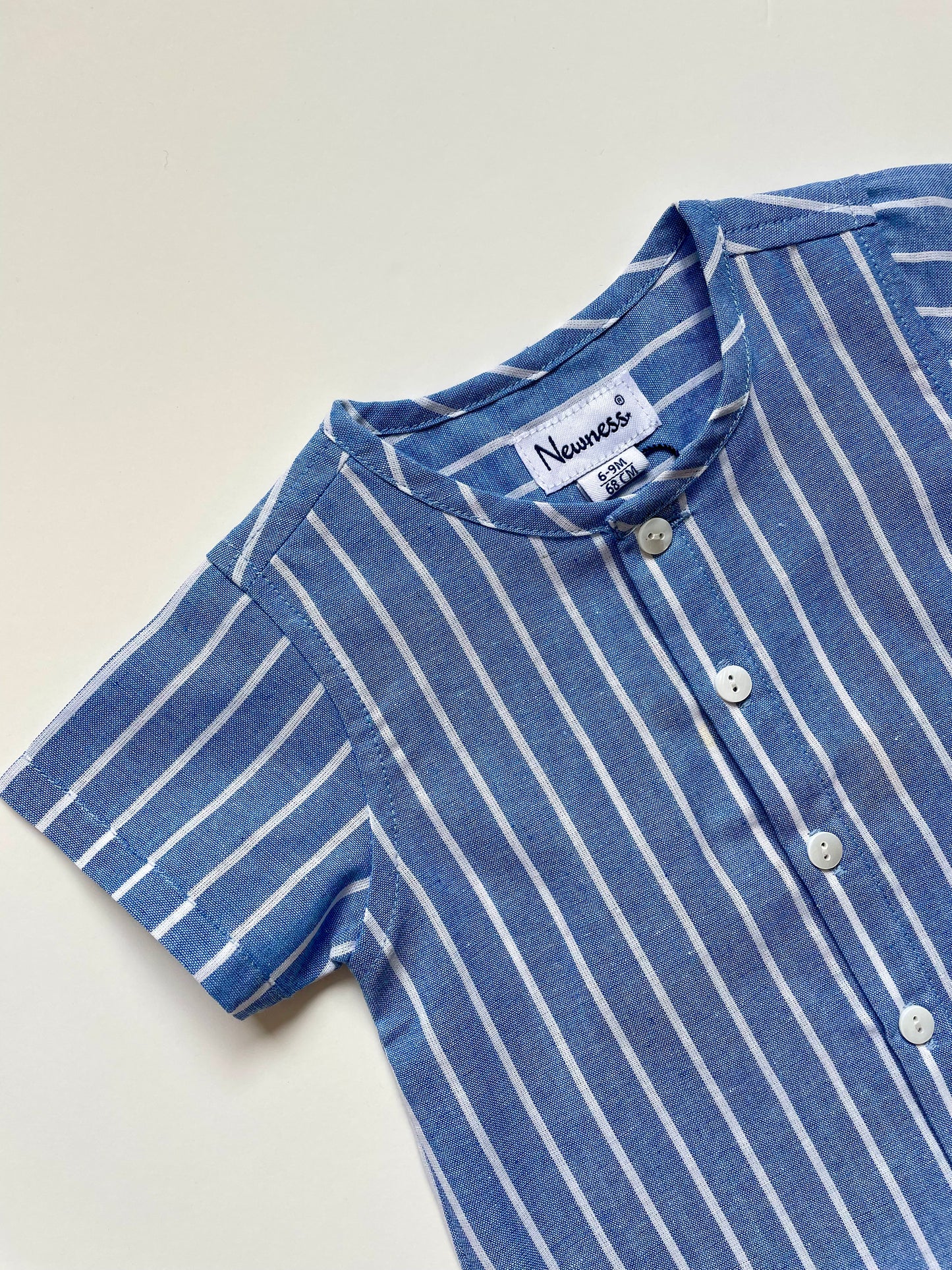Set van gestreept overhemd en korte broek