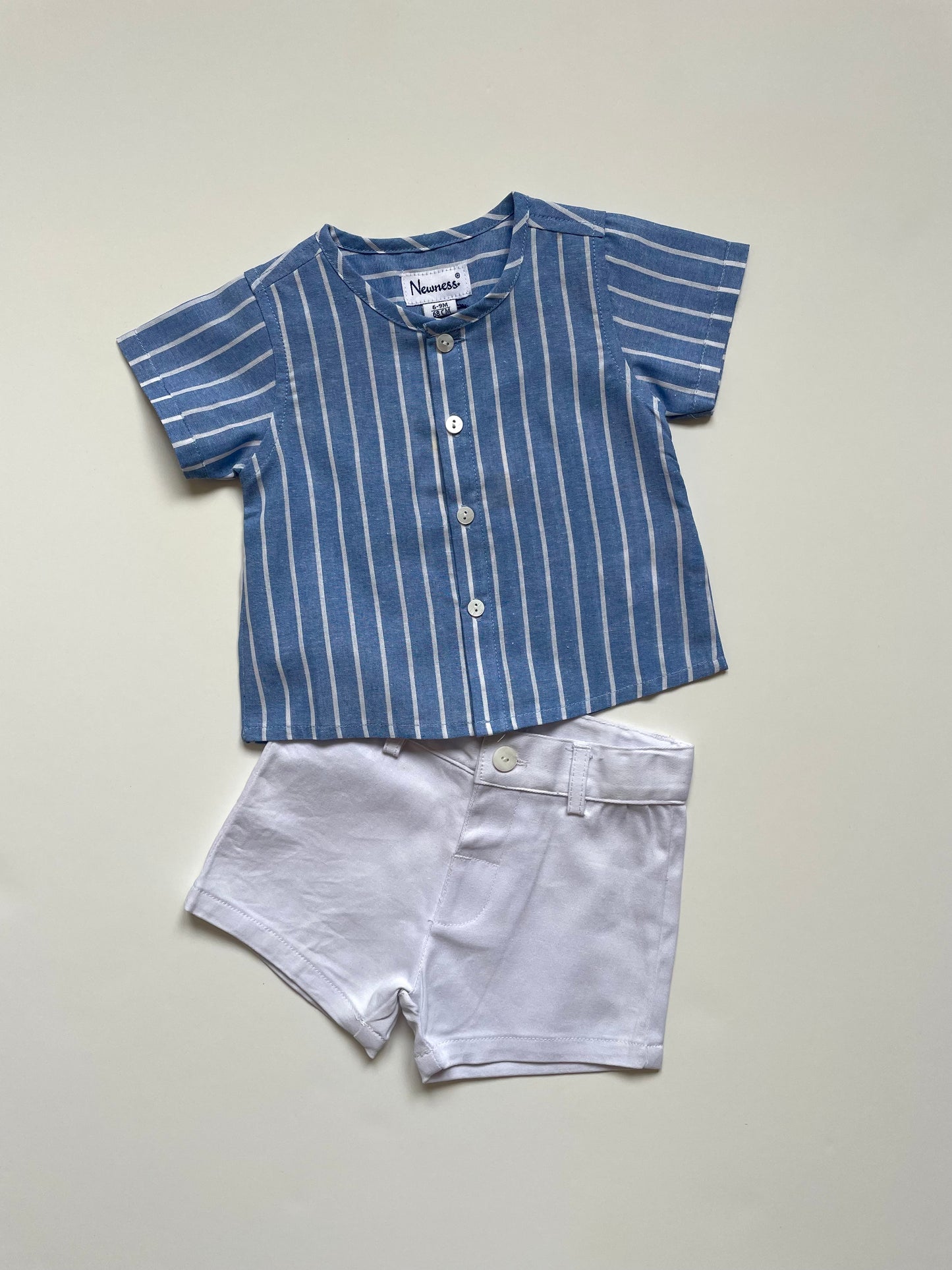 Set van gestreept overhemd en korte broek