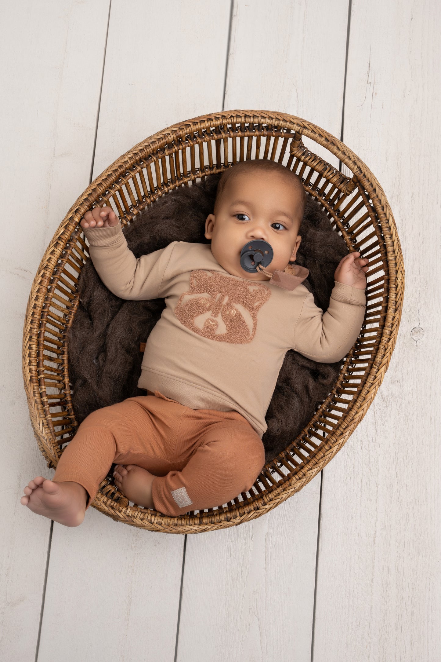 Raccoon Sweater Taupe - Fijne Kleine